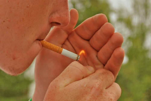 Smoking rates hold steady despite awareness of negative consequences