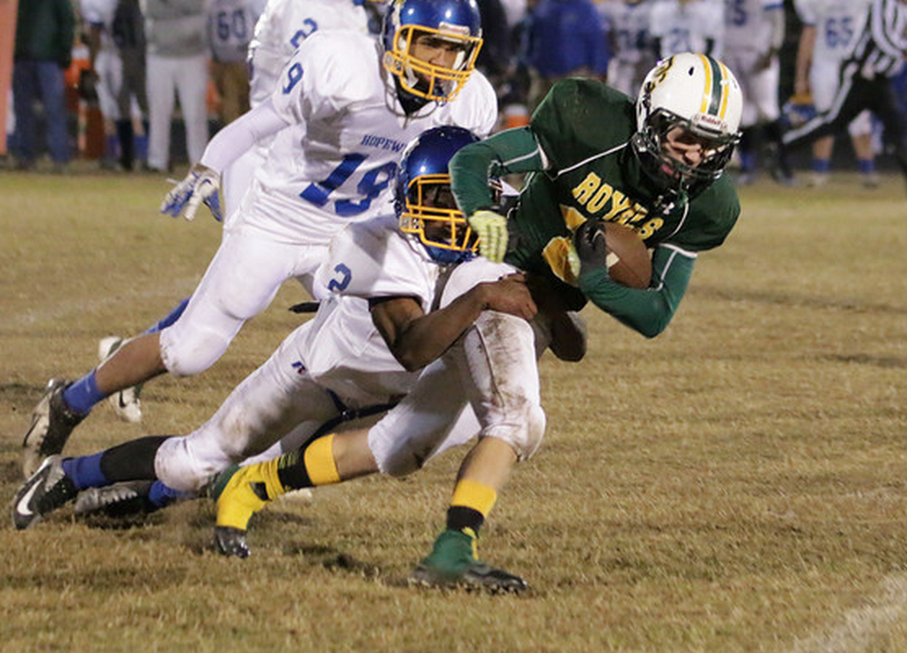 Football Suffers Final Game Loss To Hopewell